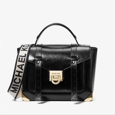 Cartera Michael Kors Manhattan Negro Charol detalles dorados1