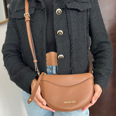 Crossbody Michael Kors Dover mediano camel1