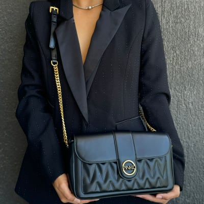 Cartera Pinko Crossbody Liscio Trapuntato negro rectangular1