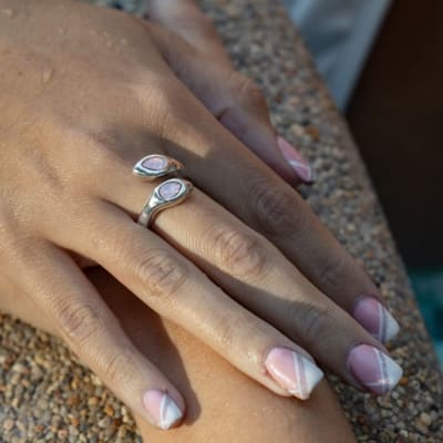 Anillo Uno de 50 Dos cristales rosados1