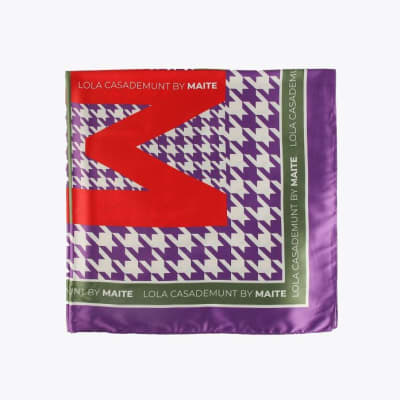 Pañuelo Lola Casademunt Colores Verde morado y Rojo1