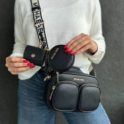Cartera Michael Kors Crossbody Poppi Negro1
