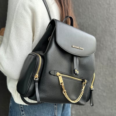 Mochila Michael Kors Jet Set Medium Pebbled Leather Negro1