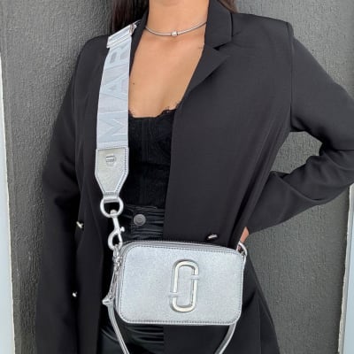 Cartera Marc Jacobs Crossbody Snapshot Plateado1