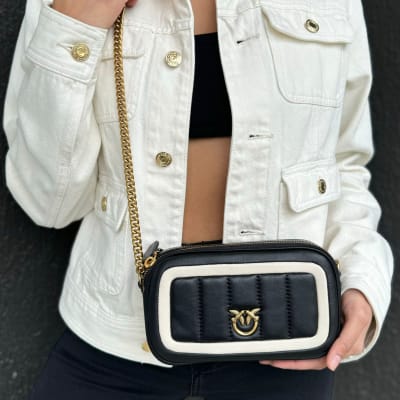 Cartera Pinko Rectangular negro bordes blancos1