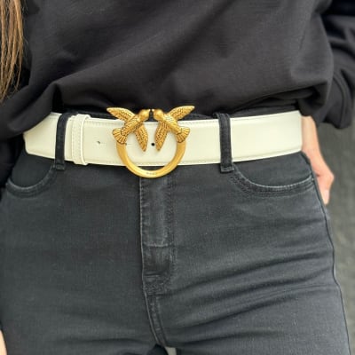 Cinturon Pinko Blanco hebilla sinsajo dorada1