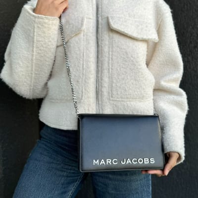 Cartera Marc Jacobs Sobre Negro