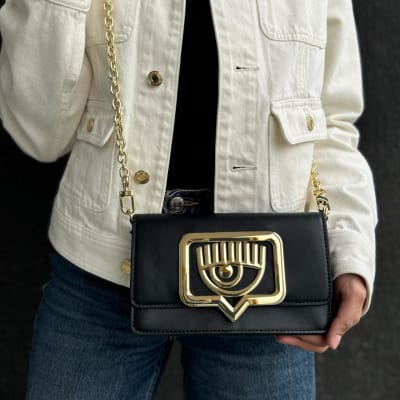 Cartera Chiara Ferragni Crossbody rectangular negro2