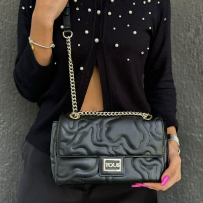 Cartera Tous Bandolera pequeña con solapa Kaos Dream Negro1