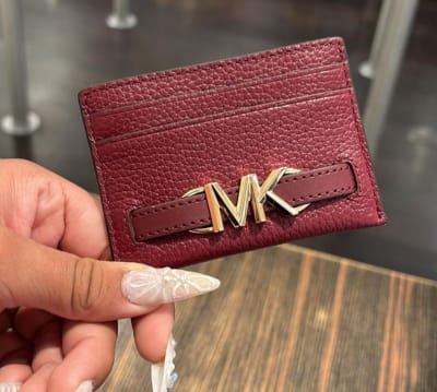 Tarjetero Michael Kors Burdeo Cuero
