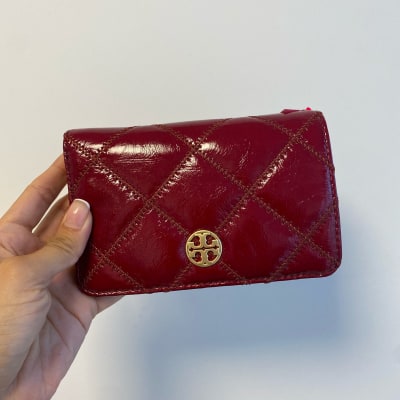 Billetera Tory Burch mediana acolchada Roja brillante1