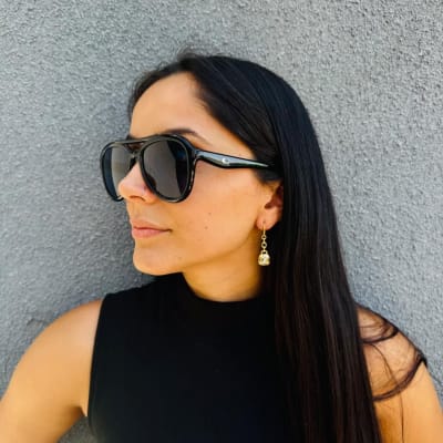 Lentes Coach Aviador Bordes negro fondo azul1