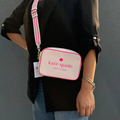 Cartera Kare Spade Oh Snap Cuadrada Fucsia1