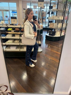 Cartera Kate Spade Kayla Large Taupe entrelazado1