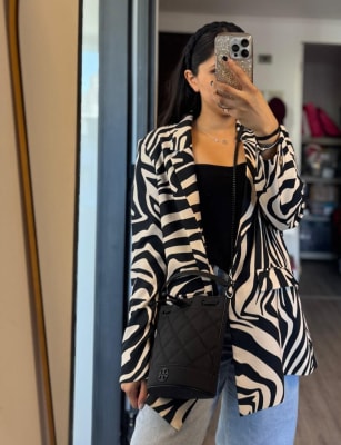 Cartera Tory Burch Bombonera negra mate1