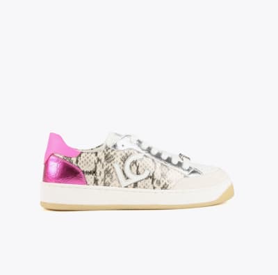 Zapatillas Lola Casademunt Efecto reptil fucsia