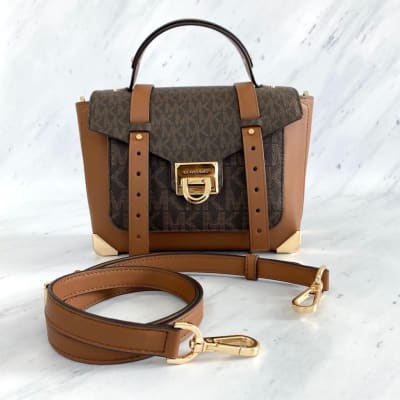 Crossbody Michael Kors Manhattan monograma1