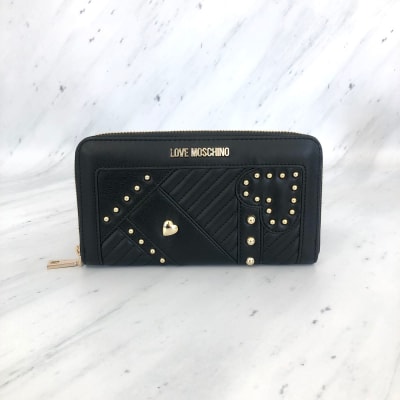 Billetera Love Moschino tachas negro1