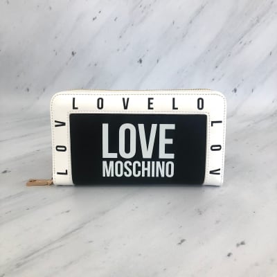 Billetera Love Moschino grande negro con borde blanco1