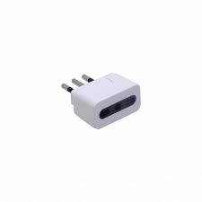 Adaptador Blanco Chile16A-Hembra Chile10A-Macho Poder Nacional Certificado