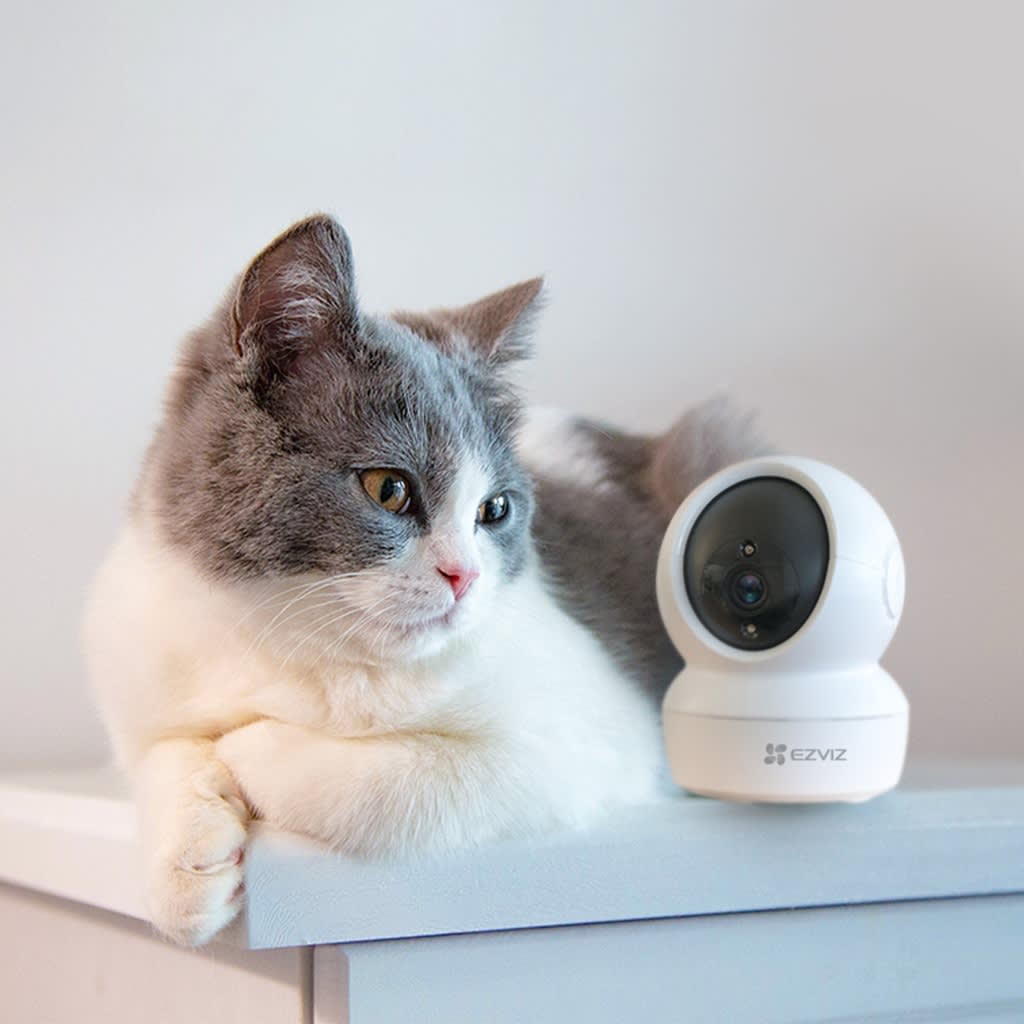 Camara IP 5MP (3K), WiFi H6C Pro, IR10M, 4mm, Seguimiento Automático Audio Ezviz2