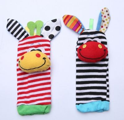 Set De Estimulación Para Bebes Pulseras Calcetines Titere4