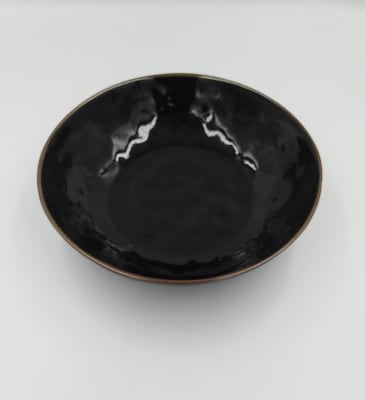 PLATO HONDO LISO COLORES NEGRO Y ROSADO2