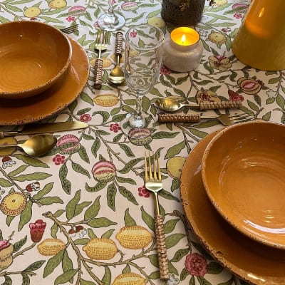 Guava Mantel Antimanchas