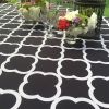  Trellis Black Mantel Antimanchas1