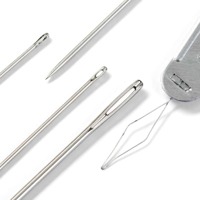 Agujas de coser + enhebrador