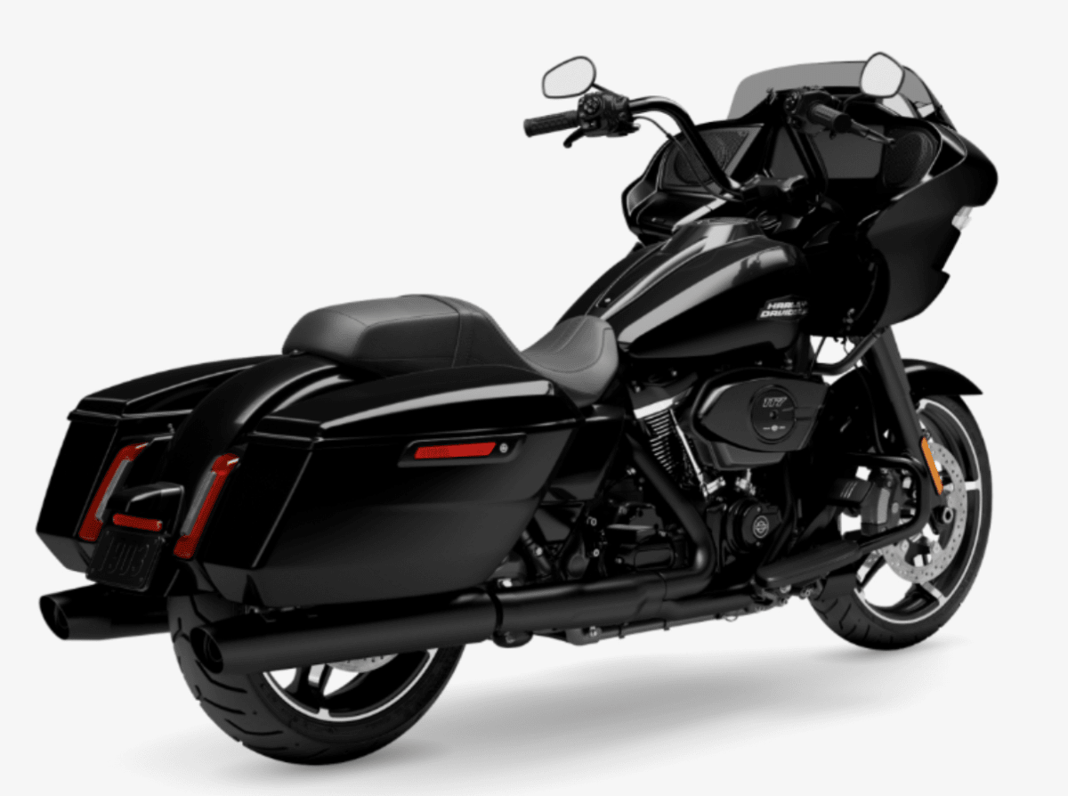 Harley Davidson RoadGlide 117 CI (Rental Bikes)3