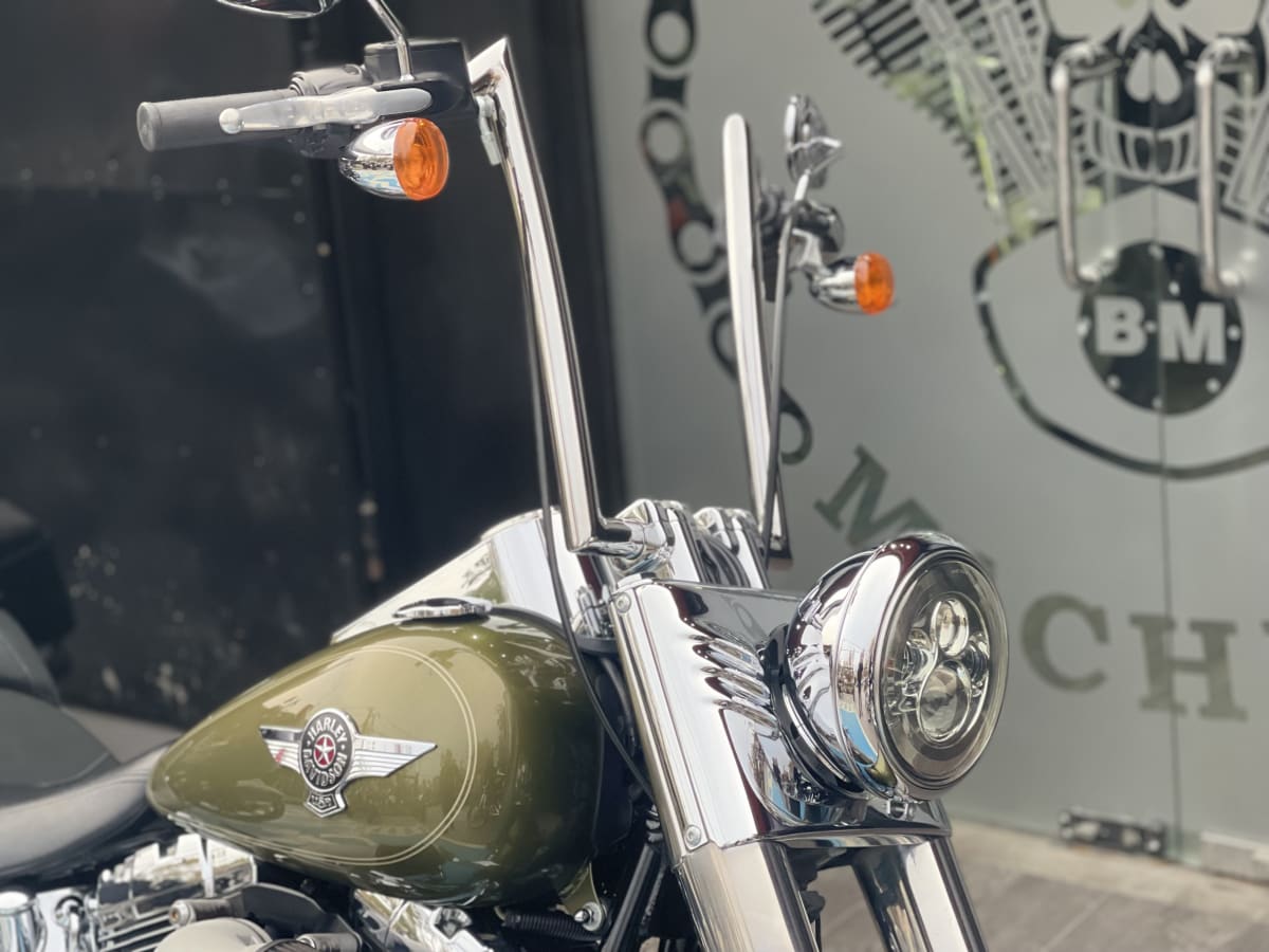 HARLEY DAVIDSON SOFTAIL FATBOY 20175