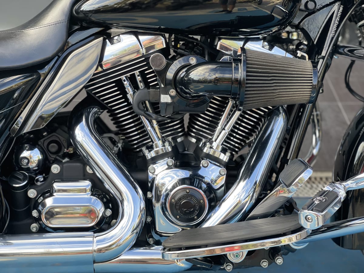 HARLEY DAVIDSON STREET GLIDE 20154