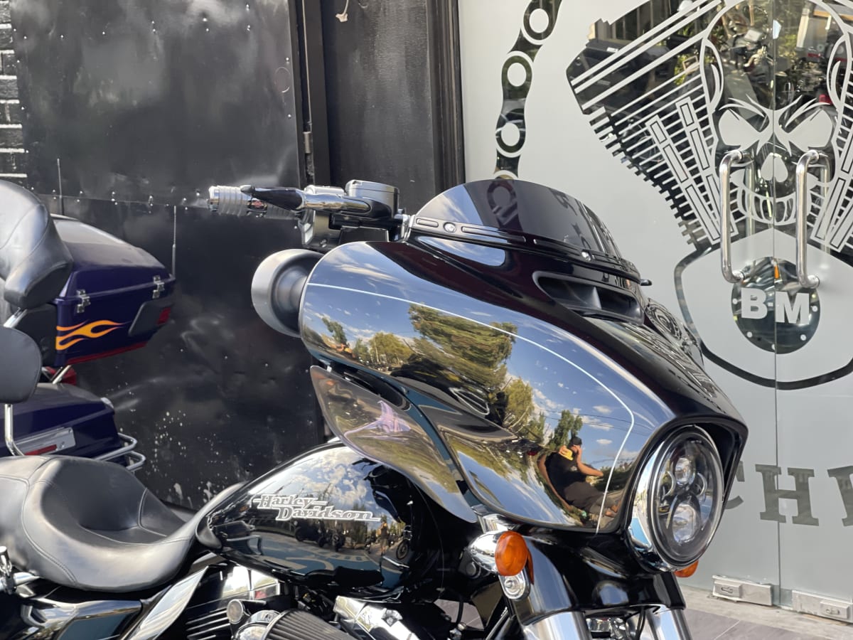 HARLEY DAVIDSON STREET GLIDE 20155