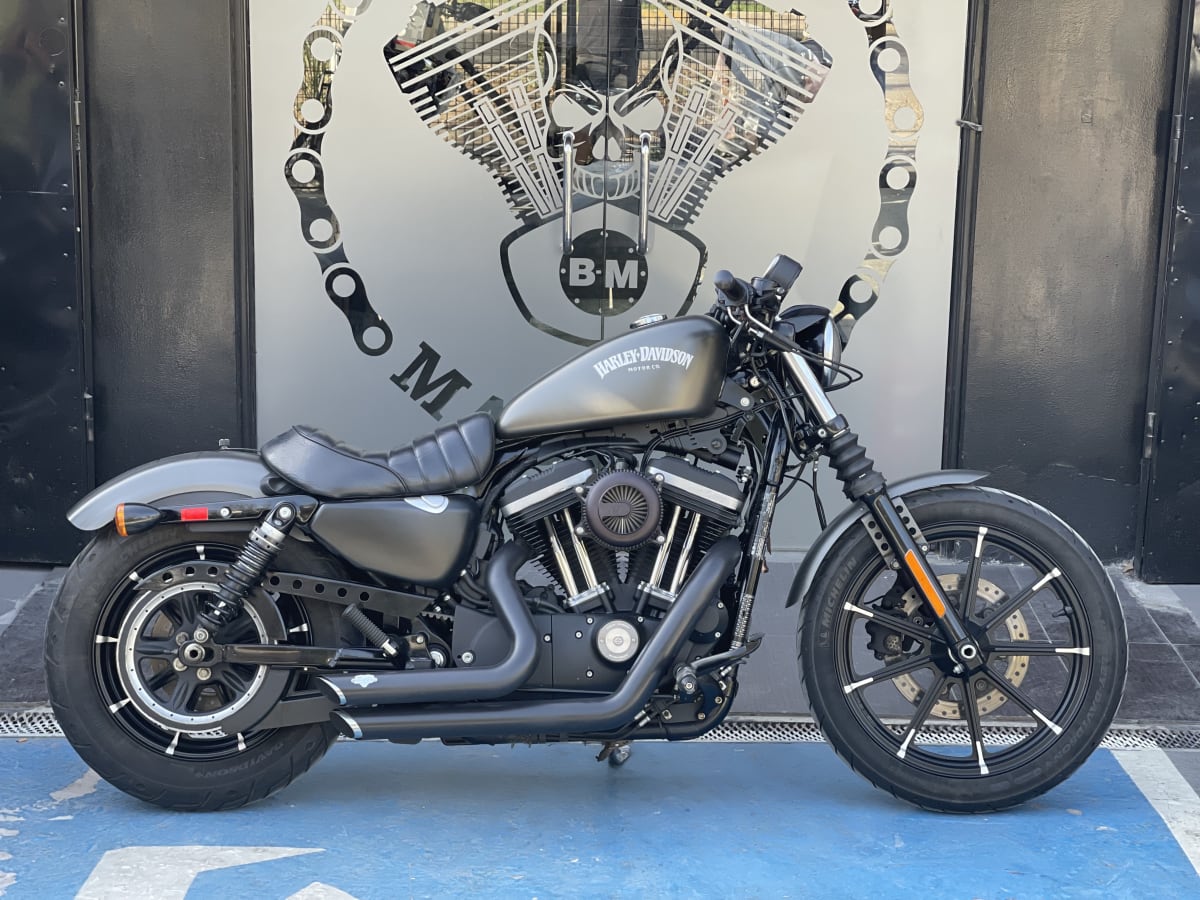 HARLEY DAVIDSON Sportster Iron 883 (2018)1