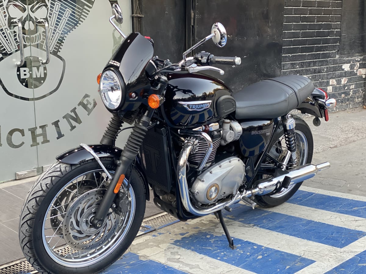 Triumph Bonneville T120 201713