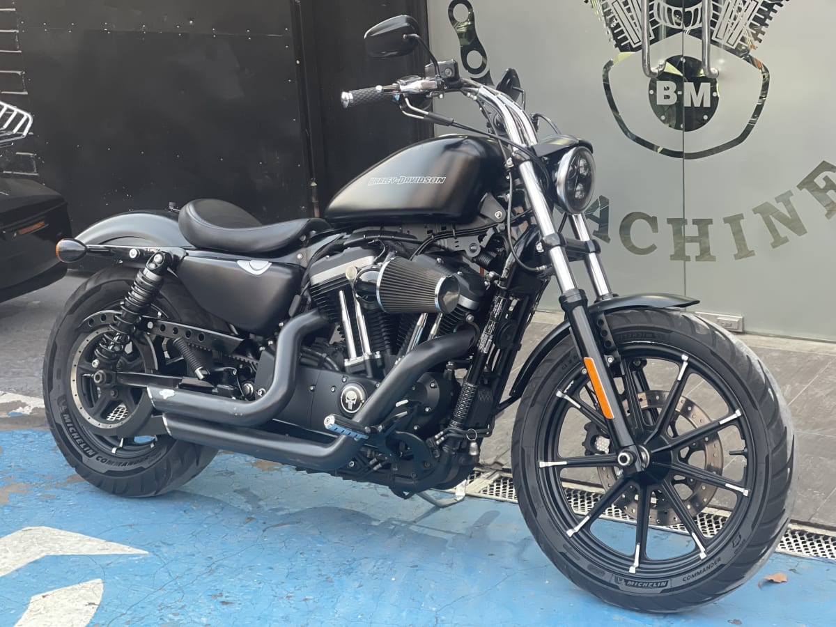 HARLEY DAVIDSON Sportster Iron 883 (2020)3