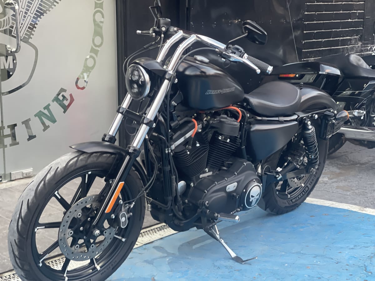 HARLEY DAVIDSON Sportster Iron 883 (2020)8