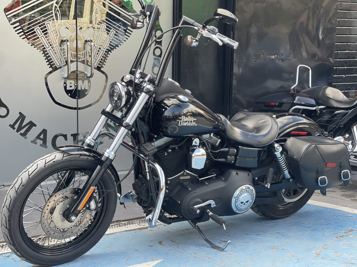 HARLEY DAVIDSON DYNA STREET BOB (2014)8