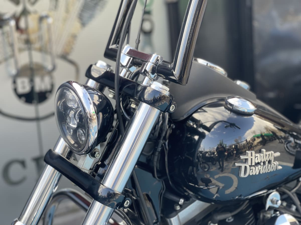 HARLEY DAVIDSON DYNA STREET BOB (2014)9