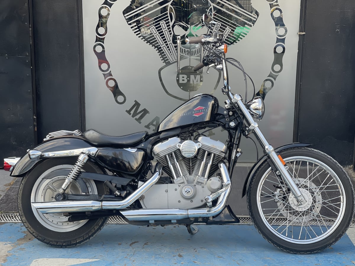 HARLEY DAVIDSON SPORTSTER CUSTOM 883 (2007)1