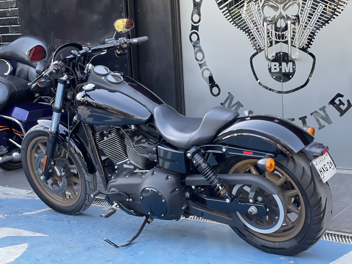 Harley Davidson DYNA Low Rider S (2018)10