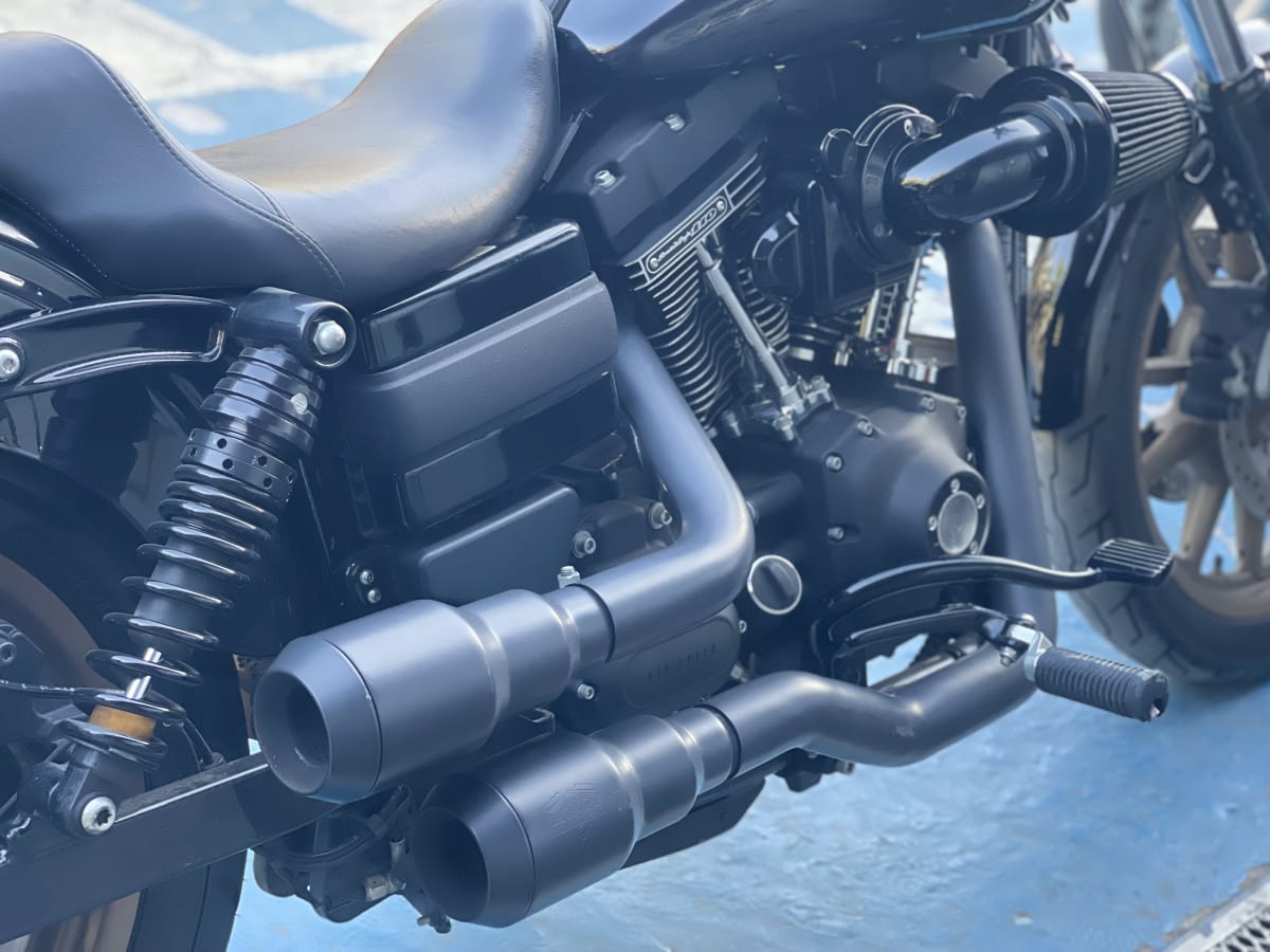 Harley Davidson DYNA Low Rider S (2018)11