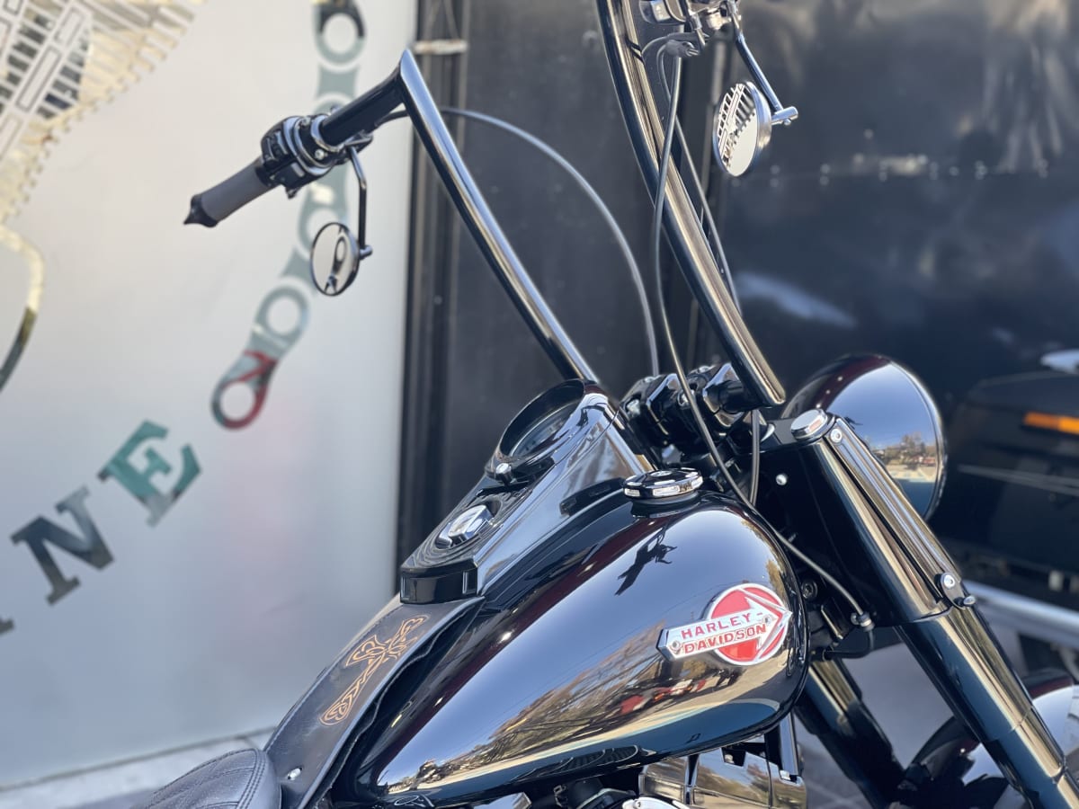 HARLEY DAVIDSON SOFTAIL FATBOY (2011)6