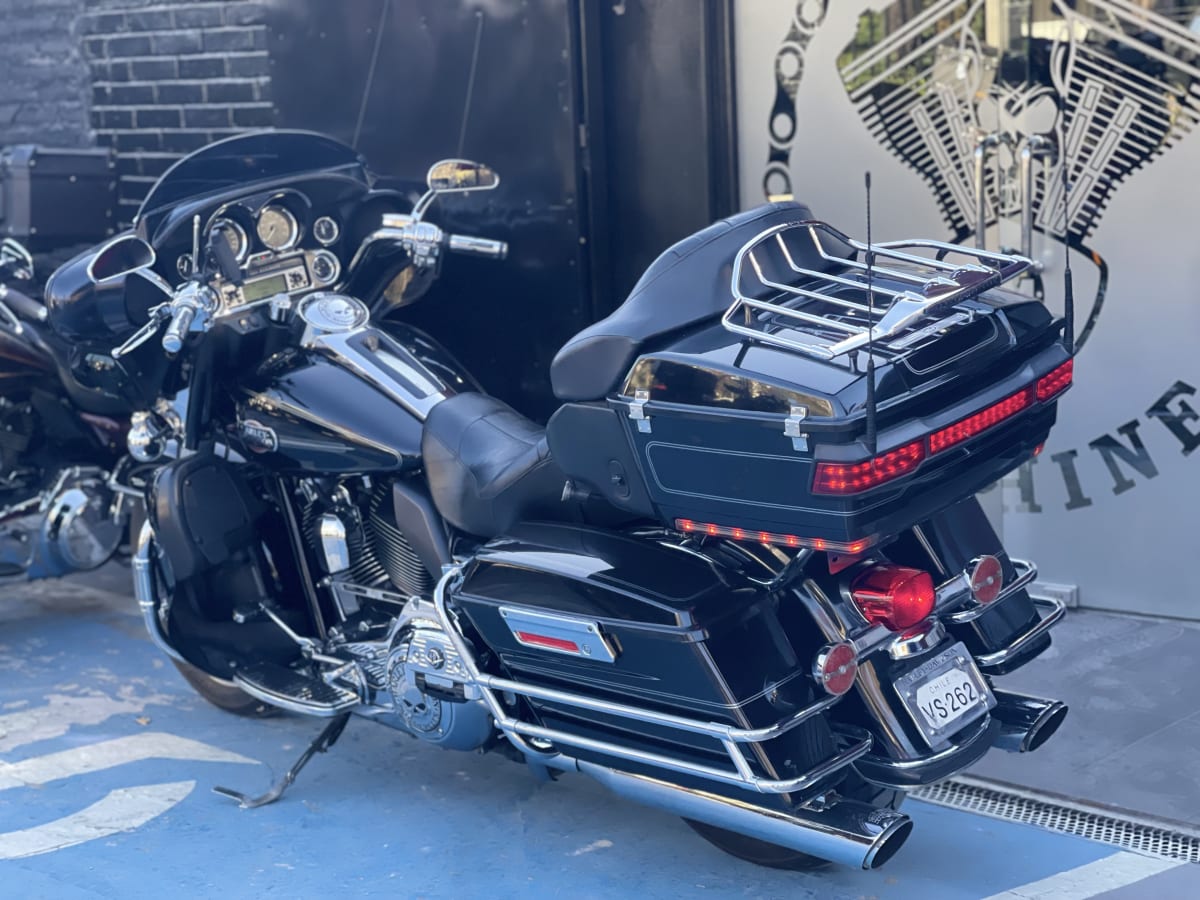 HARLEY DAVIDSON Ultra Classic 201012