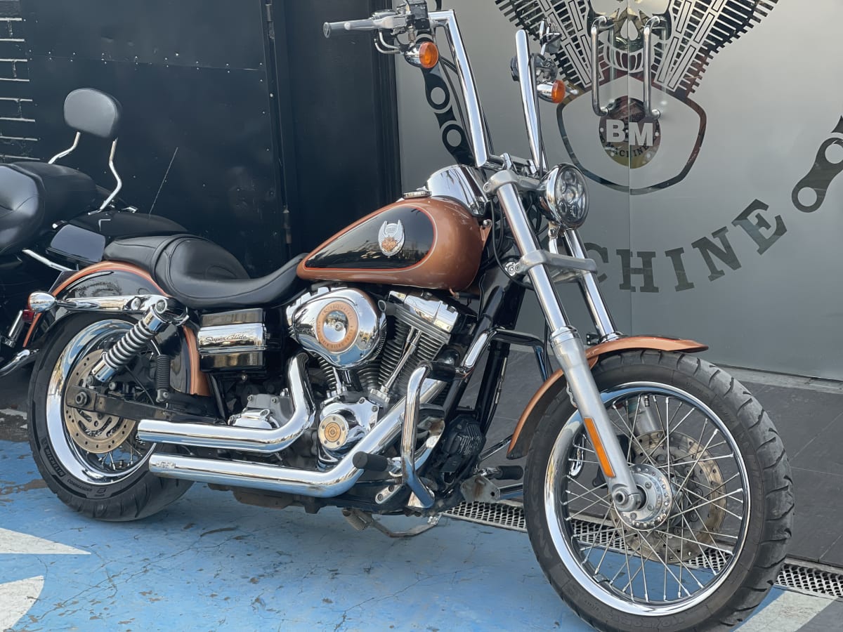 HARLEY DAVIDSON DYNA SÚPER GLIDE 105 years3