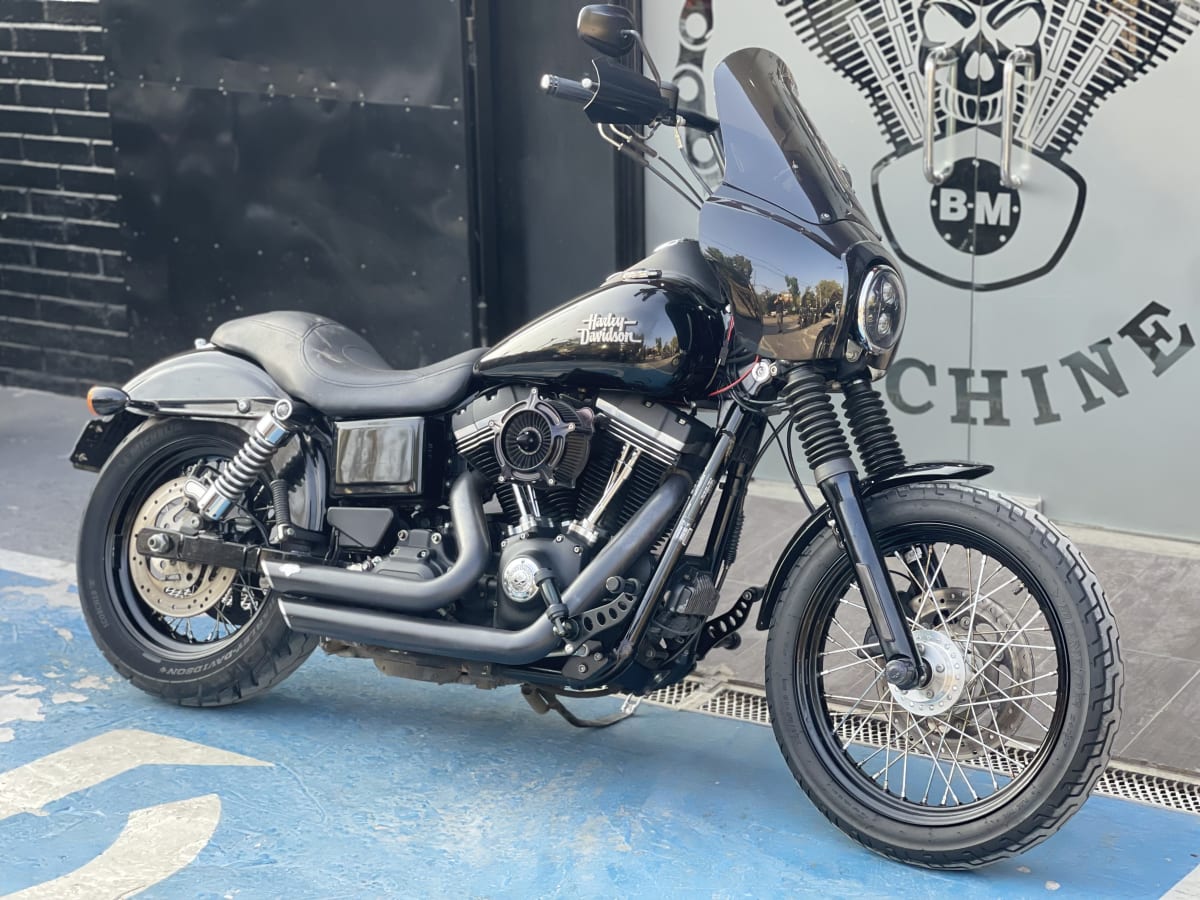 HARLEY DAVIDSON DYNA STREET BOB 20153