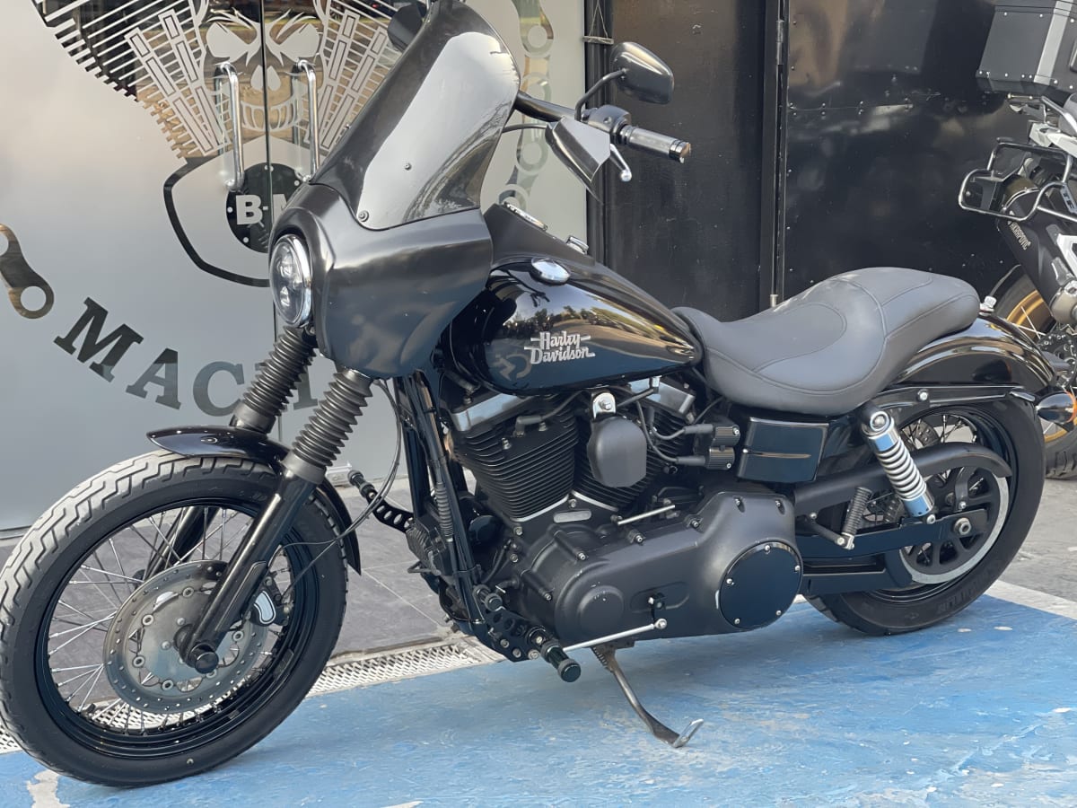 HARLEY DAVIDSON DYNA STREET BOB 20159