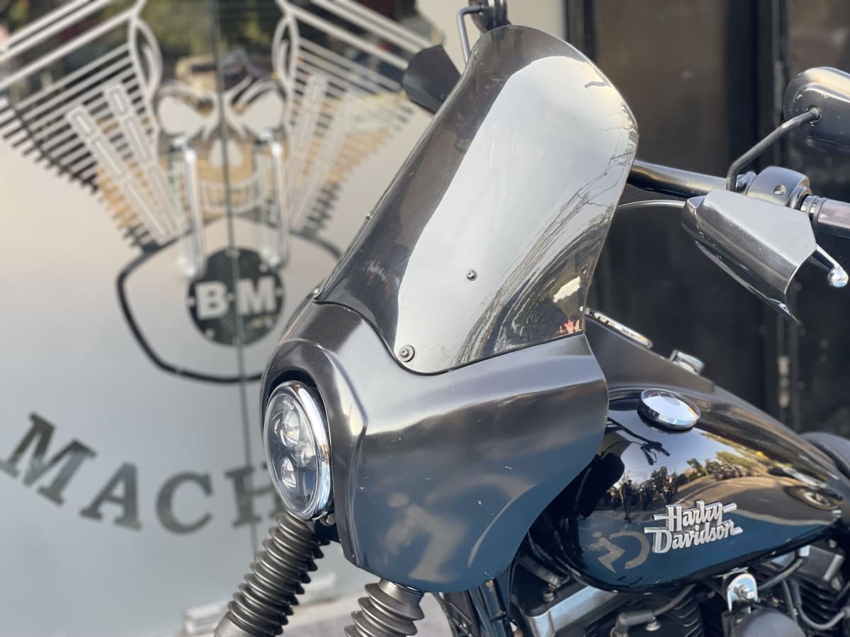 HARLEY DAVIDSON DYNA STREET BOB 201510