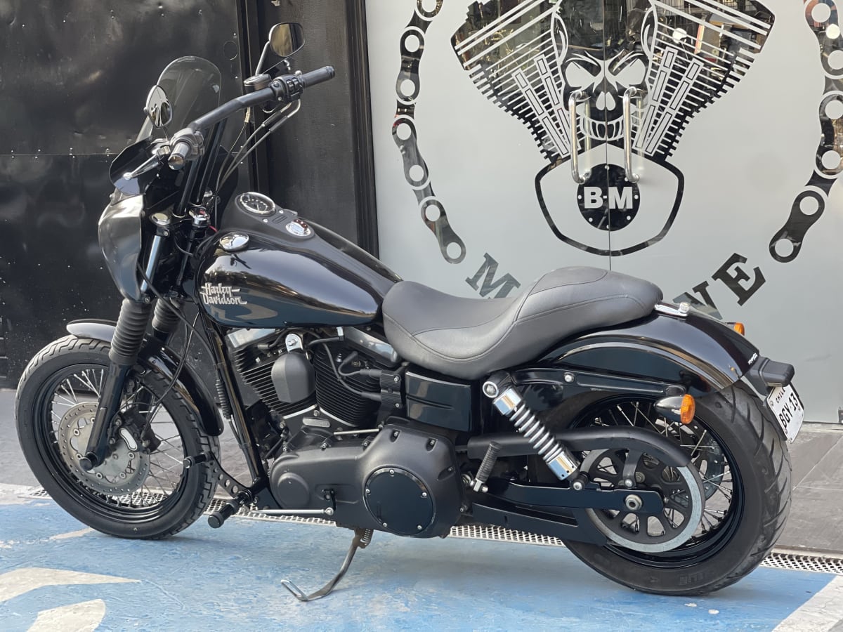 HARLEY DAVIDSON DYNA STREET BOB 201511